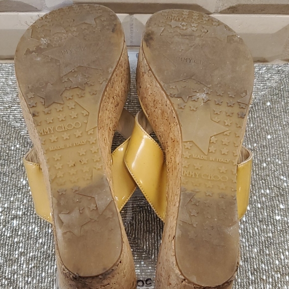 SOLD!! JIMMY CHOO Patent Thong Sandals - Size 40 - Picture 12 of 13